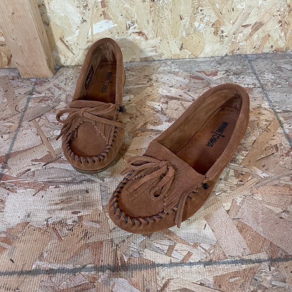 Minnetonka Kilty Moccasin Womens 7 Brown Suede Fringe Slip On 402